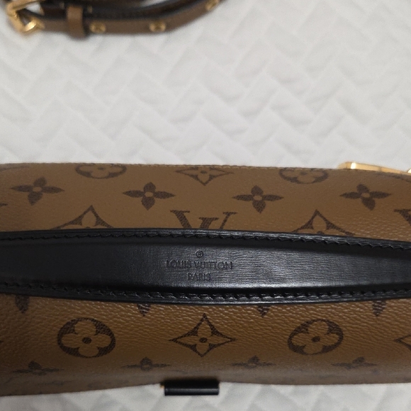 Authentic Louis Vuitton Reverse Monogram Crossbody Bag - Picture 3 of 16